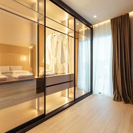 Sael Prive * Golem (Tirana)